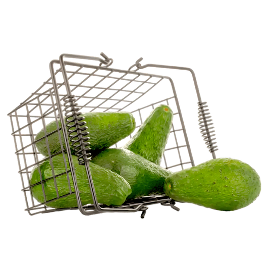 Panier métallique rempli d’avocats Haas frais, peau verte texturée, produit de qualité pour alimentation saine et cuisine maison.
