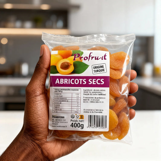 Main tenant un sachet d'abricots secs PROFRUIT 400g, fruits séchés naturels à texture moelleuse, collation saine et savoureuse.