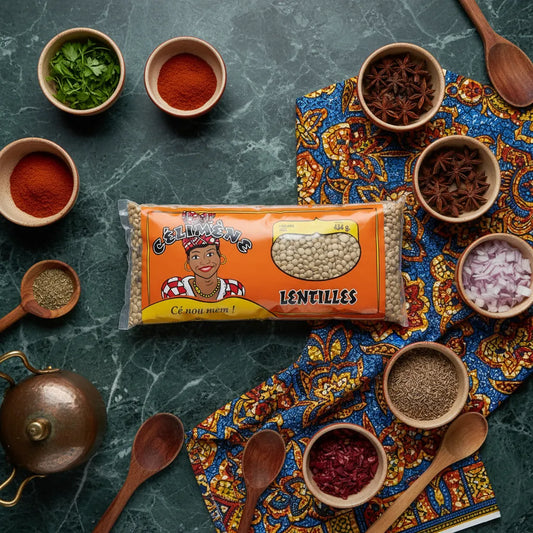 Lentilles CELIMENE entourées d'épices variées sur une nappe colorée, illustrant leur usage culinaire dans l'épicerie salée.