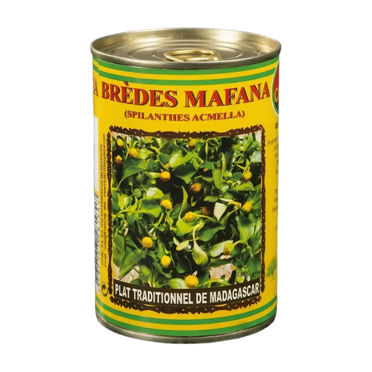 Ingelegde brèdes mafana (Spilanthes acmella), traditioneel gerecht uit Madagaskar. Geel blik.