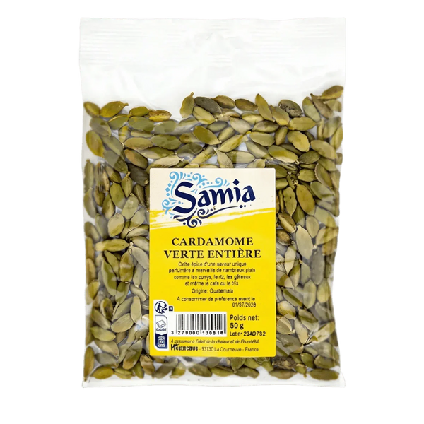 Sachet de cardamome verte entière SAMIA. Grains verts visibles à travers l'emballage.