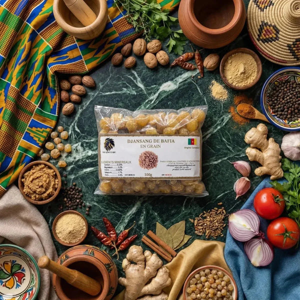 Djansang de Bafia en grain de The Lion's Sarc, entouré d'épices, noix et légumes marbré.