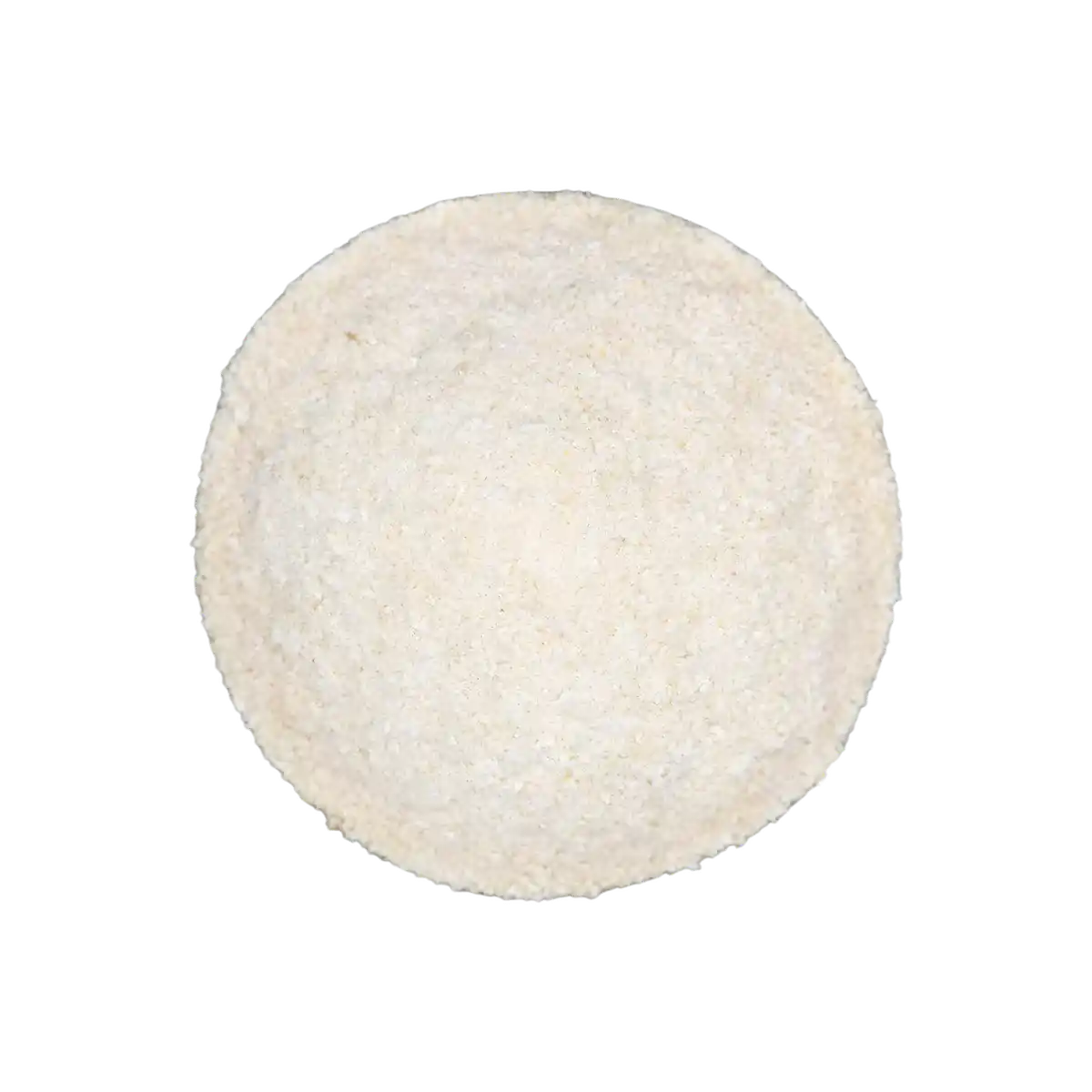 Vue rapprochée de la texture granuleuse du Gari blanc TANTIE, farine de manioc idéale pour recettes traditionnelles africaines.