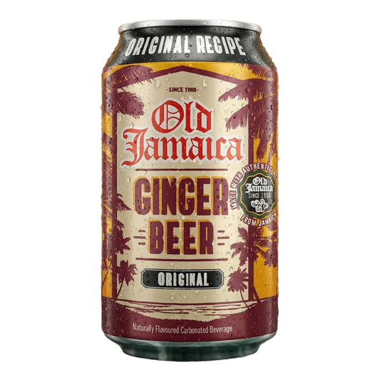 Blikje Old Jamaica Ginger Beer op zwarte achtergrond. Motief van palmbomen.
