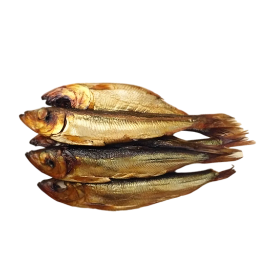 Groupe de harengs fumés salés, poisson savoureux à chair ferme, parfait pour une conservation longue et une cuisine authentique.
