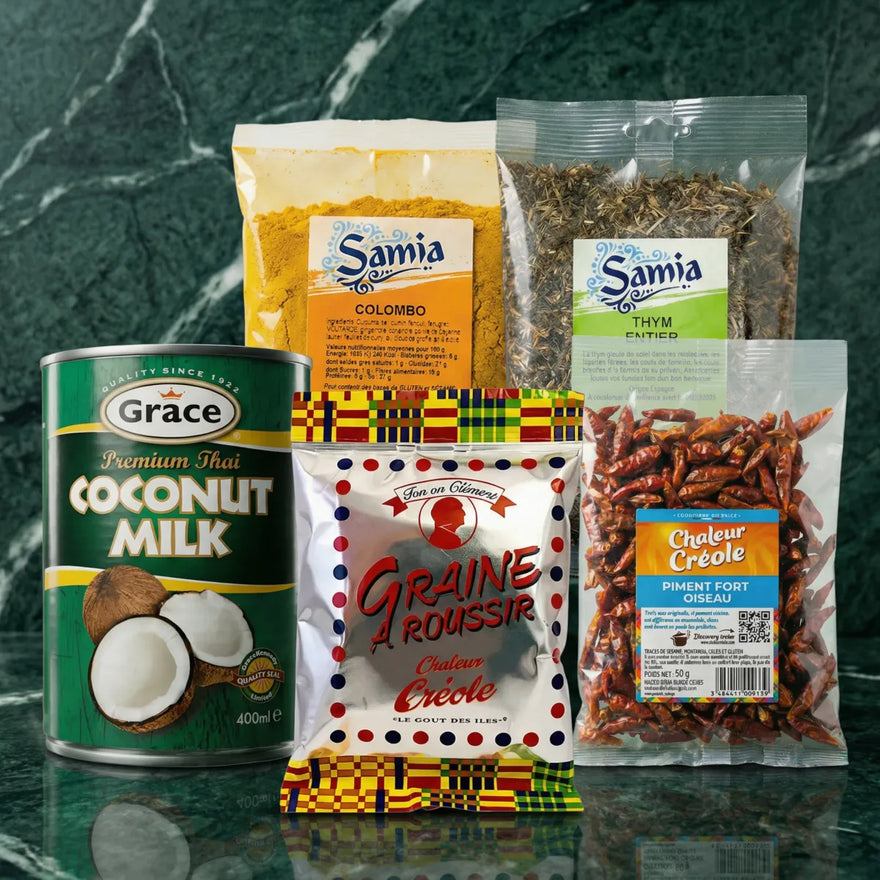 Boîte de lait de coco Grace, épices Samia et Ton on Clément sur fond effet marbre.