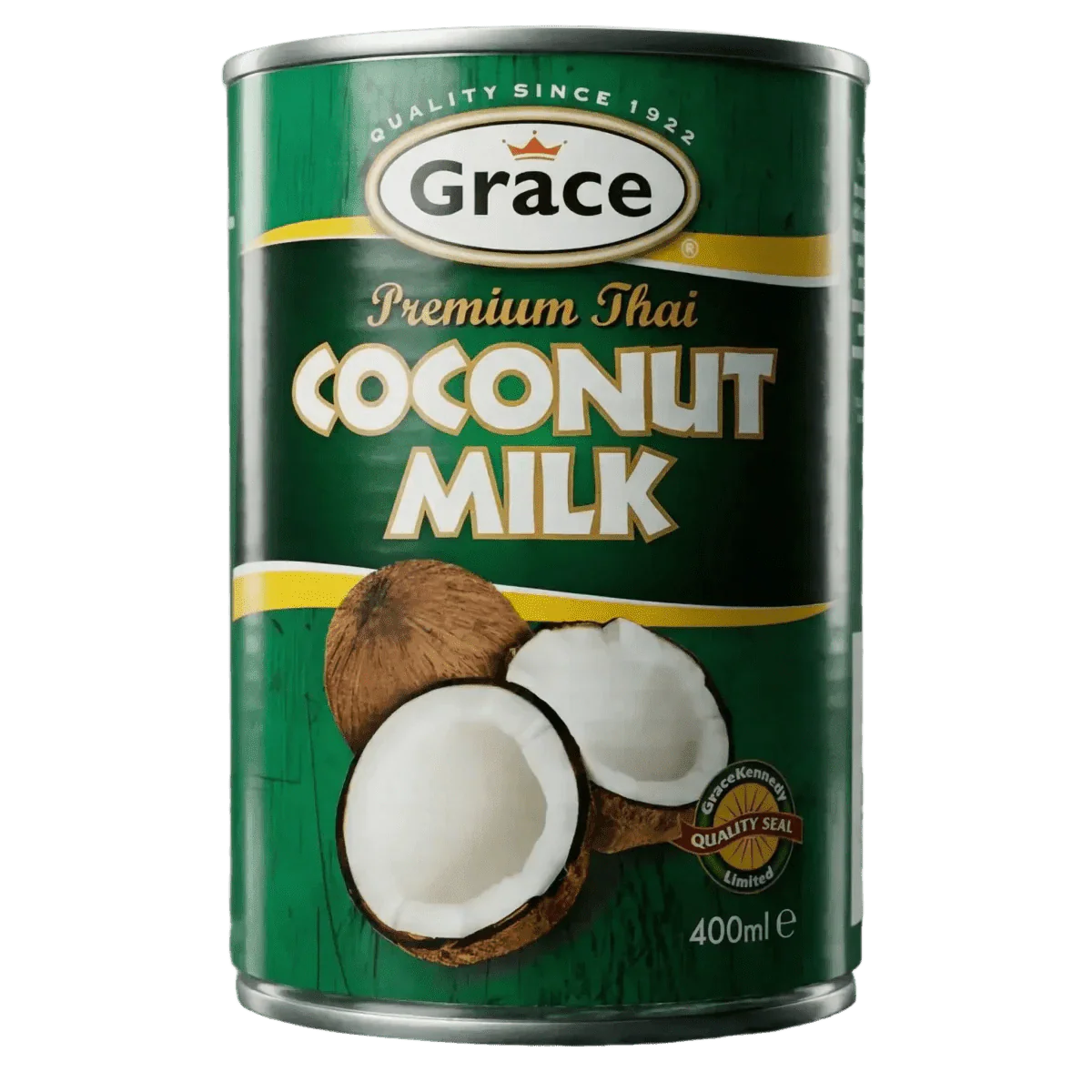 Canette de lait de coco Grace de 400mL devant un fond vert ; des moitiés de noix de coco.