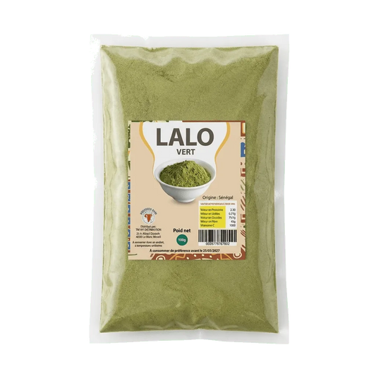 Sachet de Lalo vert moulu de la marque NUMBER ONE. On voit le sachet rempli de poudre verte.