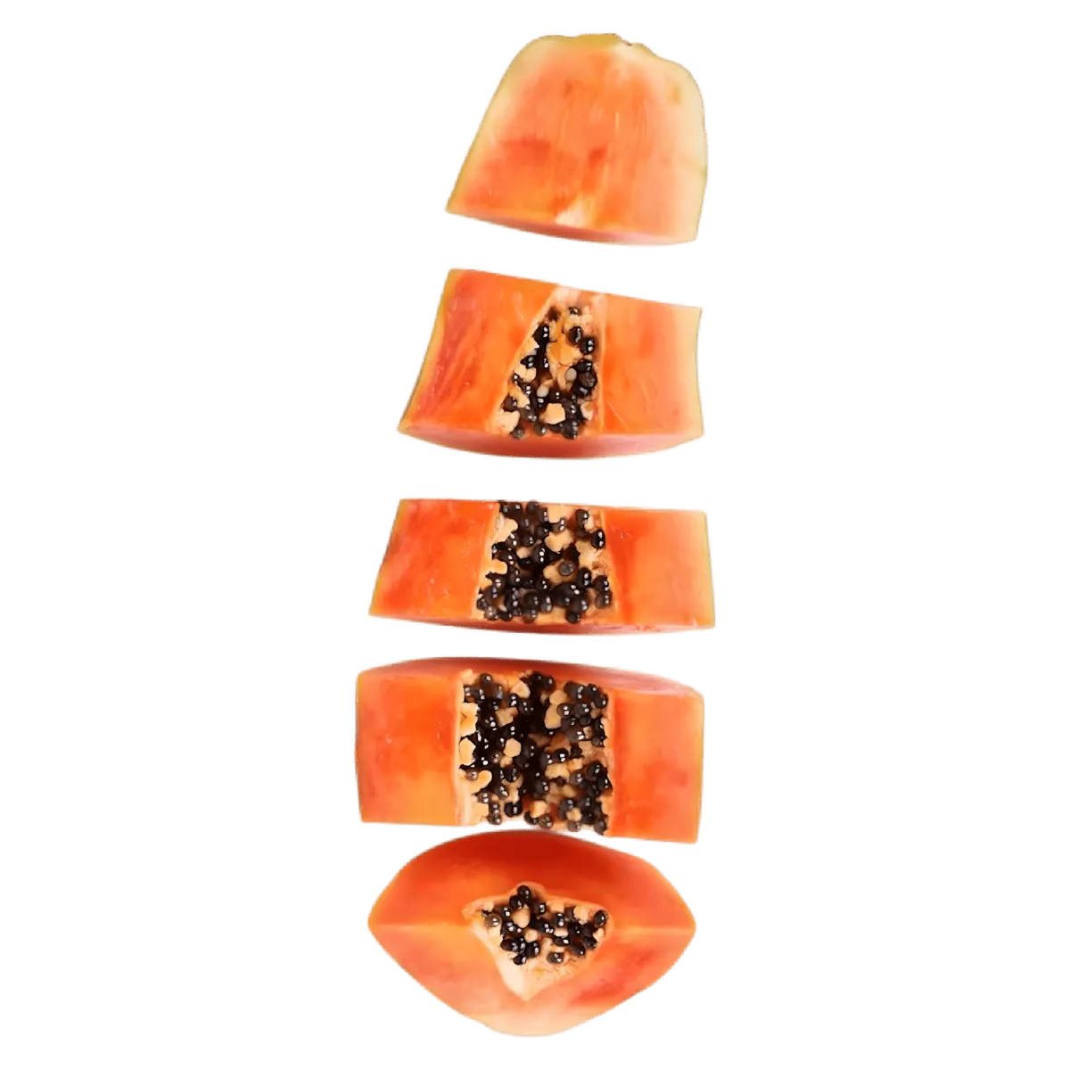 Papaye Formosa tranchée verticalement, révélant une chair orange vif et des graines noires, parfaite pour une consommation fraîche et sucrée.
