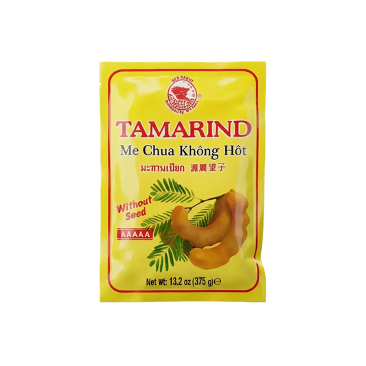 Vista previa de una bolsa de pasta de tamarindo RED RABIIT, sin semillas, 375g, sobre fondo amarillo.