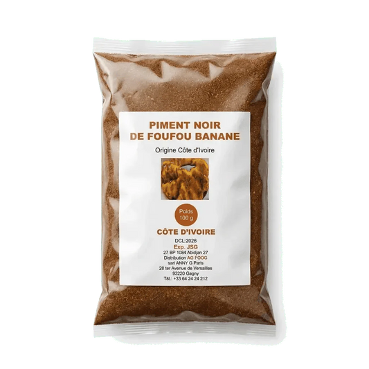Weißer Beutel mit schwarzem Pfeffer für Foutou Banane, 100g, Herkunft Elfenbeinküste. Marke nicht sichtbar.
