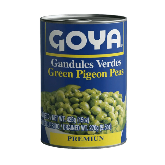Blue GOYA can of green pigeon peas. Bilingual label (Spanish and English).