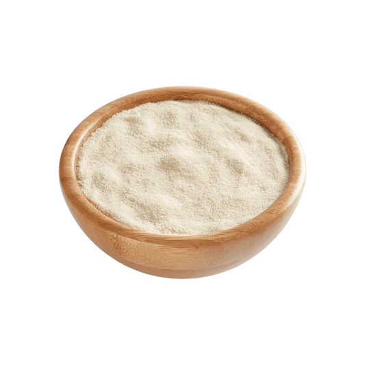 Semoule blanche TANTIE présentée dans un bol en bois, texture fine et homogène parfaite pour la cuisine - ÉPICERIE SALÉE - NKOSI.