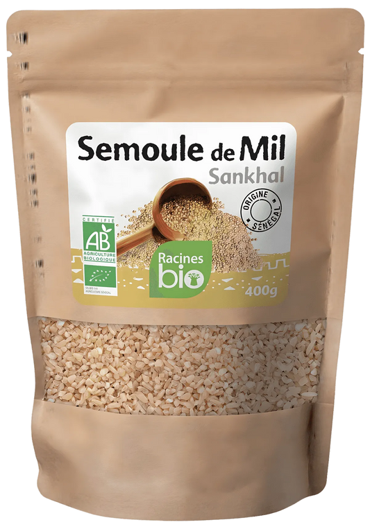 Semoule de mil RACINES BIO 400g en sachet refermable, produit bio d'origine sénégalaise, idéal pour recettes salées ou sucrées - ÉPICERIE SALÉE NKOSI.